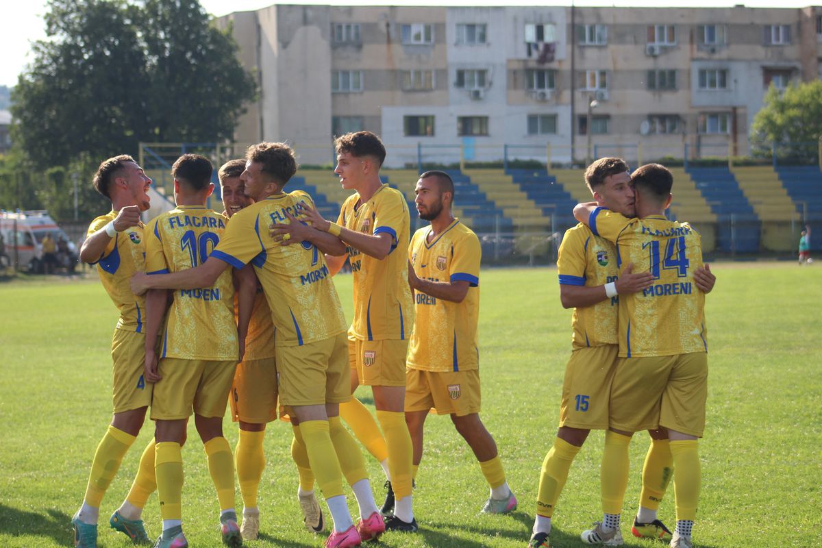 Nimeni nu știe cum a apărut sigla pe tricouri » Situație de râsu'-plânsu' la clubul din România: „Am vorbit cu contabila, a costat 69 de lei”