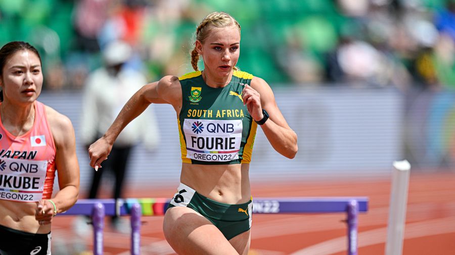 Moartea antrenorului ei, doar unul din obstacolele care au încercat, fără succes, să o oprească pe atleta Marione Fourie: „Mă văd în top 3 mondial”