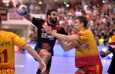 Cehovski Medvedi - Dinamo 20-30 // Cronică de Marian Ursescu » A fost ca la circ! „Urșii” au fost dresați de bucureșteni