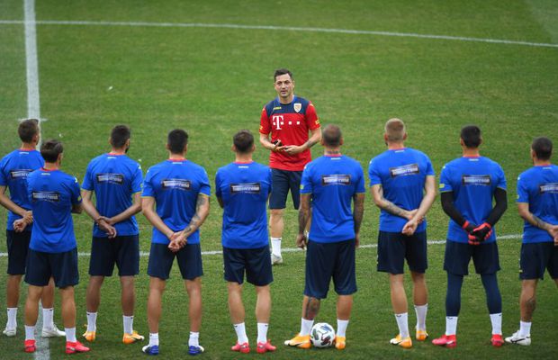 Ioanițoaia crede că Rădoi ar trebui să ia în considerare demisia: „A ajuns prea repede, nepermis de repede, în postul de selecționer”