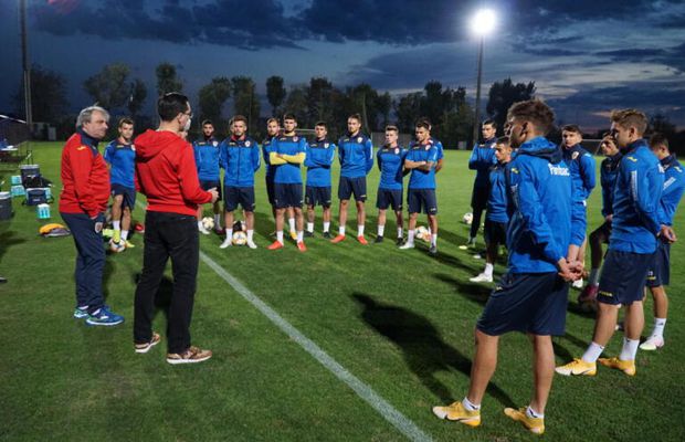 ROMÂNIA U21 - MALTA U21. Asta mai lipsea! Răzvan Burleanu, „secundul” lui Stoichiță!  Ce s-a întâmplat la ultimul antrenament + Man și Moruțan, în premieră în Ghencea