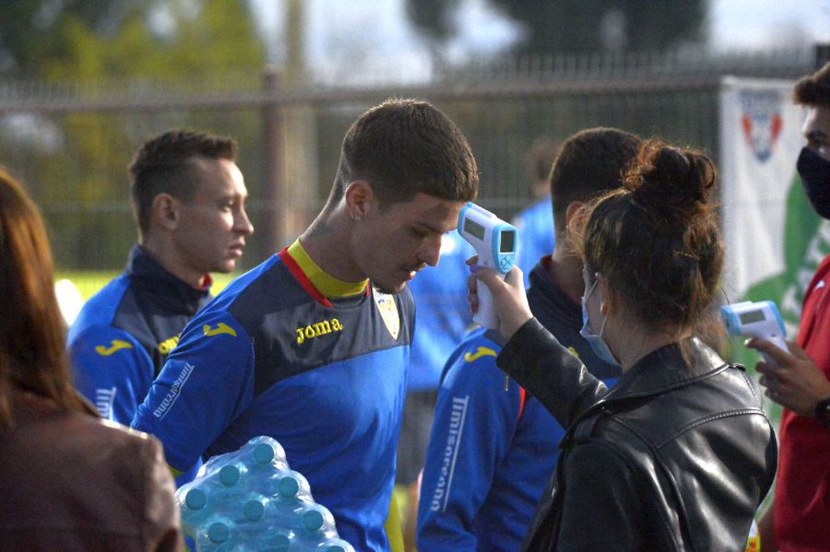 ROMÂNIA U21 - MALTA U21. Asta mai lipsea! Răzvan Burleanu, „secundul” lui Stoichiță!  Ce s-a întâmplat la ultimul antrenament + Man și Moruțan, în premieră în Ghencea