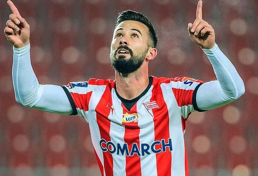 Dinamo vrea să prezinte oficial 3 nou-veniți în aceeași zi