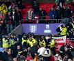 Din nou scandal la Anglia - Ungaria! » Bătaie pe Wembley: maghiarii i-au forțat pe polițiști să se retragă în stadion, după îngenuncherea contra rasismului