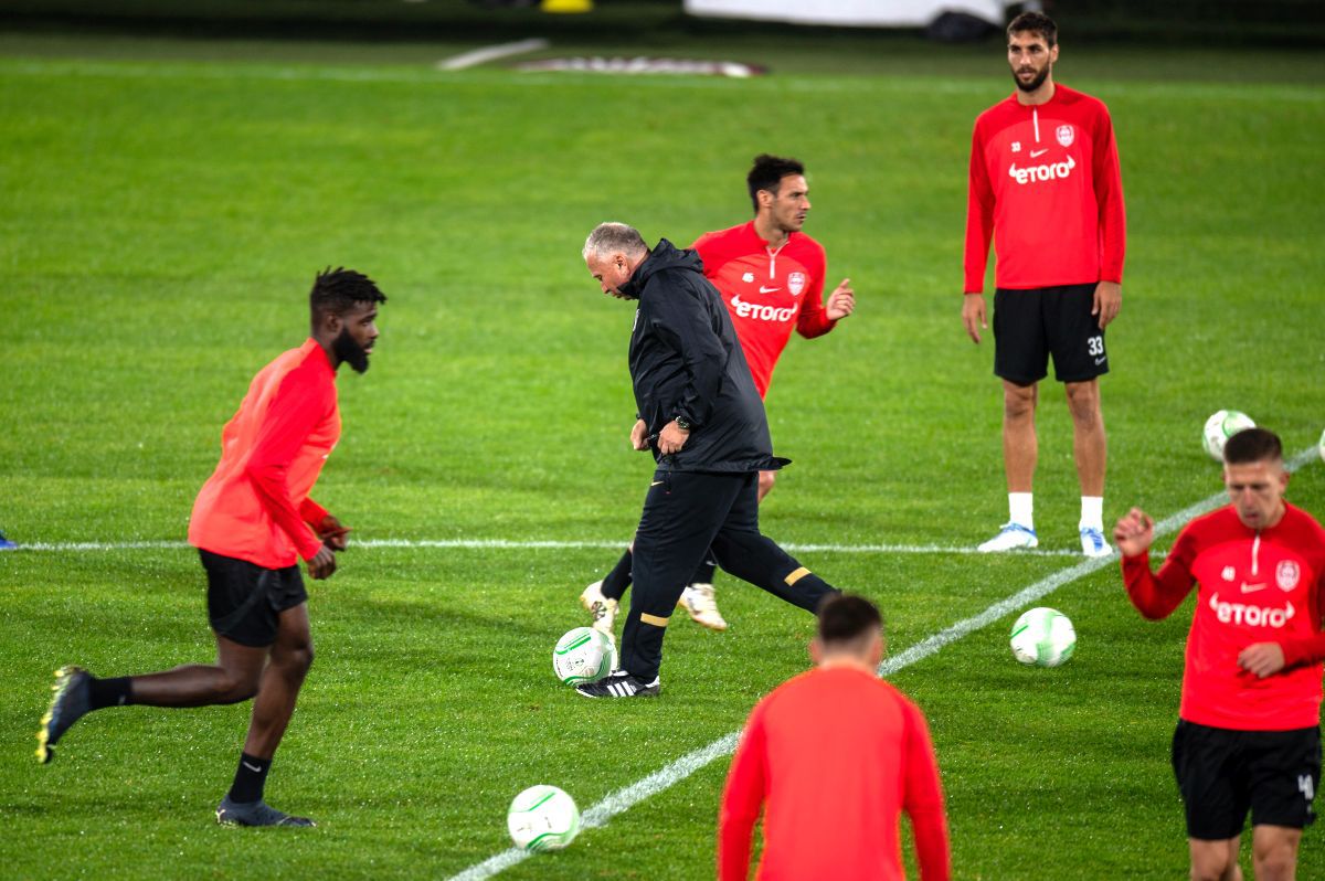 Surpriză pentru Dan Petrescu! Decizia anunțată de Neluțu Varga în ziua meciului CFR Cluj - Slavia
