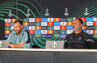 Slavia Praga își face curaj: „Dacă vom marca primii, vom câștiga” » Antrenorul cehilor se plânge și el din cauza accidentărilor: „Abia se mai mișcă”