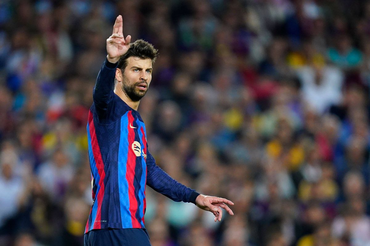 Internetul râde de Pique după gafa din Barcelona - Inter » Cele mai tari glume la adresa fundașului