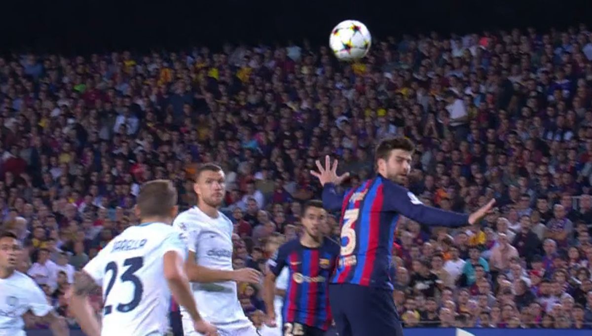 Internetul râde de Pique după gafa din Barcelona - Inter » Cele mai tari glume la adresa fundașului