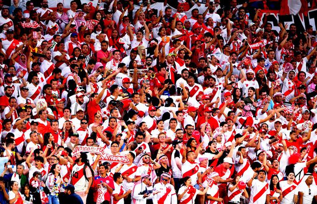 Ce a remarcat The Sun la regulile din Qatar: „Pot fi 50 de grade, dar fanii nu au voie să facă asta”