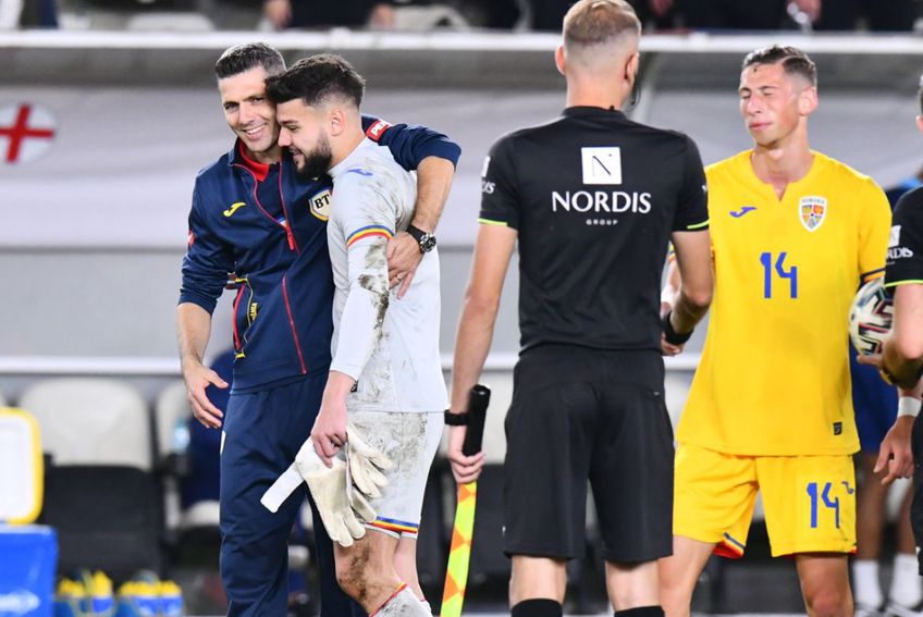 Naționala U20 a României a învins reprezentativa similară a Angliei, scor 2-0, într-o partidă disputată pe „Arcul de Triumf”. Selecționerul Costin Curelea a dezvăluit secretele triumfului.