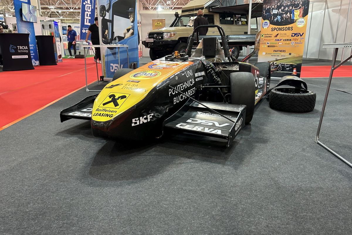 Electric sau ARO? Ce mașini i-au impresionat pe bucureșteni la Salonul Auto