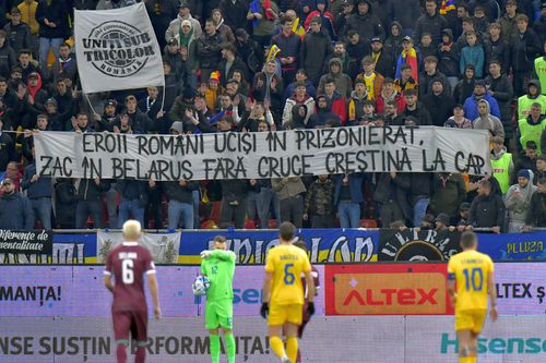 Mesaj afișat la meciul tur dintre România și Belarus / foto: Arhivă GSP