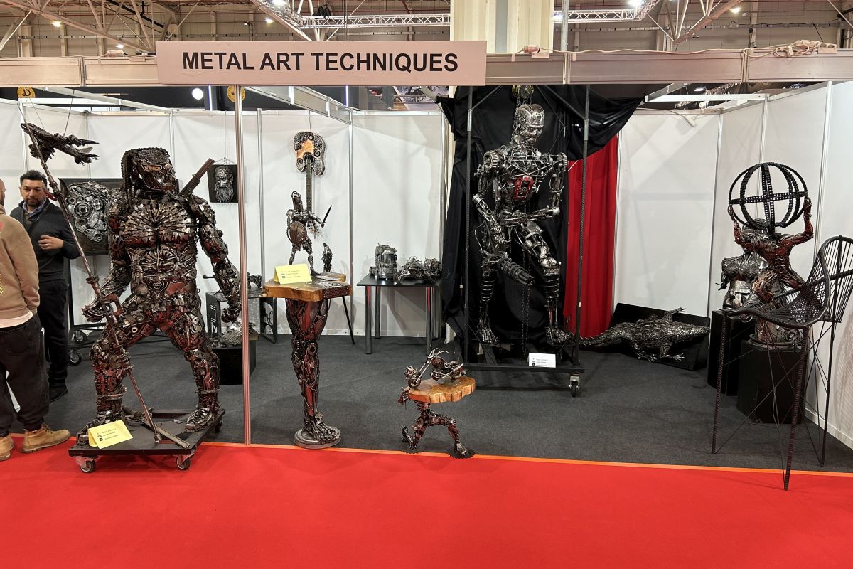 Electric sau ARO? Ce mașini i-au impresionat pe bucureșteni la Salonul Auto