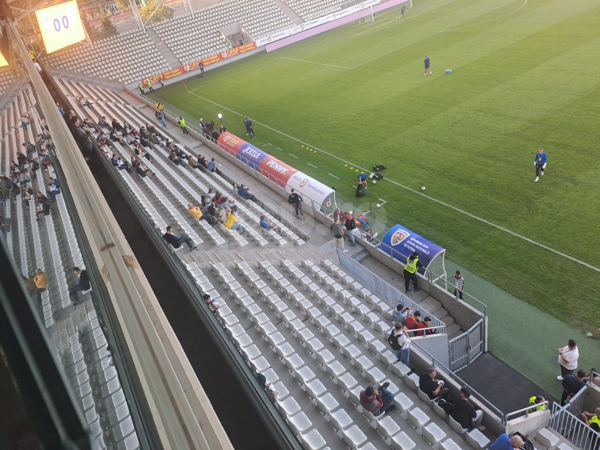 Gazonul de pe „Arcul de Triumf” la România - Anglia U20