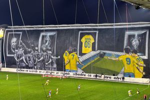 Sărbătoare la Ploiești: Petrolul - Vitesse Arnhem se joacă ACUM » Toate detaliile de la spectacolul dedicat centenarului „lupilor”