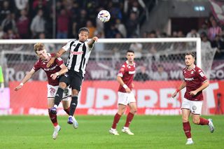 Negocieri în Superliga pentru fotbalistul Rapidului