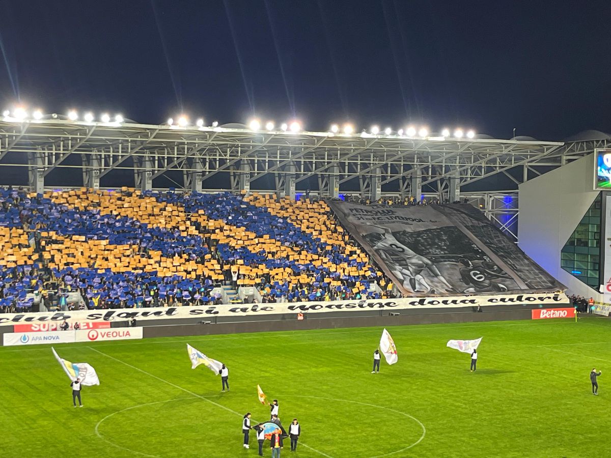 Centenar Petrolul - Meci și scenografie