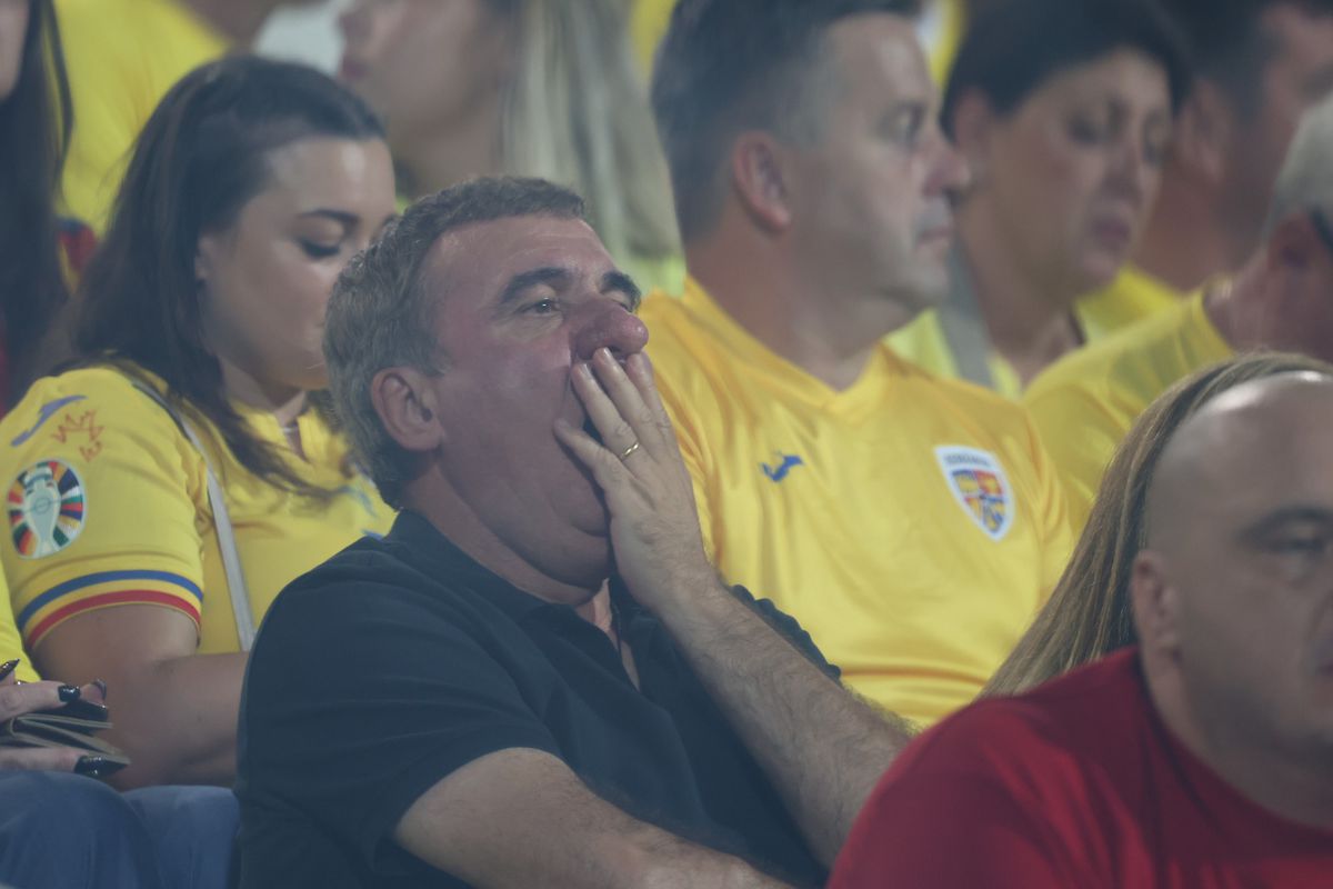 Surpriză! În ce loc din stadion s-a dus Gică Hagi la Cipru - România