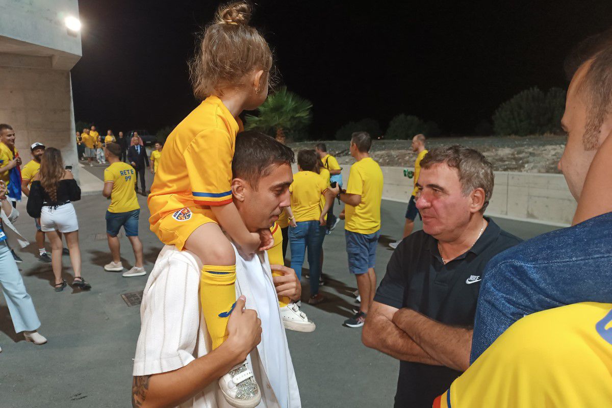 Gică Hagi, pe stadion la Cipru - România