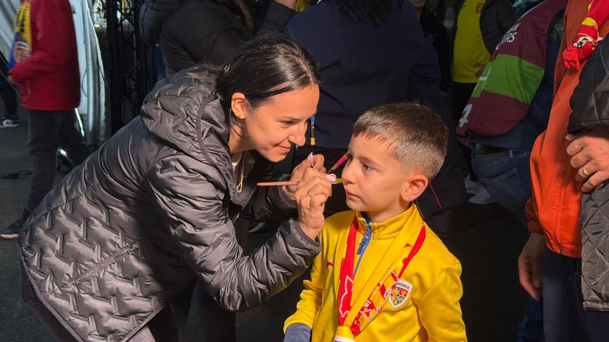 Imagini din culise de la România - Austria » După fan zone, grătarele! Cum au fost primiți spectatorii la „decisivul” din preliminarii: surprize la VIP