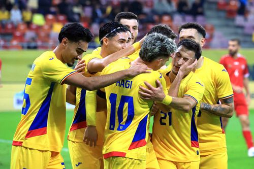 Ștefan Baiaram, Lisav Eissat, Ianis Hagi și Olimpiu Moruțan în România - Moldova, imagini de meci // foto: Ionuț Iordache (GSP)