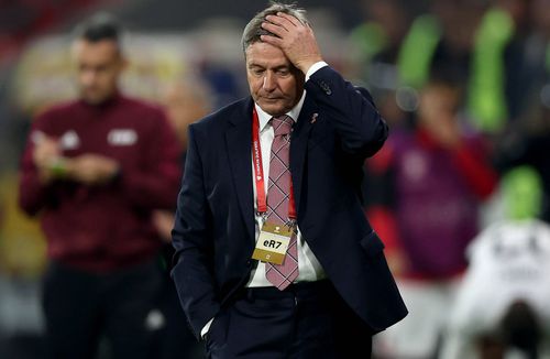 Dragan Stojkovic a decis să plece de pe banca naționalei Serbiei după 0-1 cu Albania / Foto: Imago