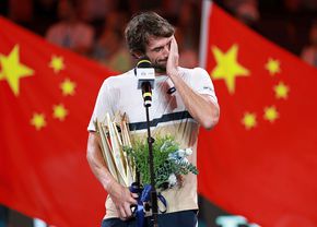 Poveste de basm la Shanghai: locul 204 în lume a câștigat turneul Masters 1000, învingându-și vărul în finală!
