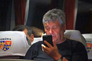 „Lucescu era foarte curajos. Acum...” » Fost antrenor la Craiova și Dinamo, analiză fără filtre! Despre ultima inovație a naționalei: „Nu e pentru jocul modern!”