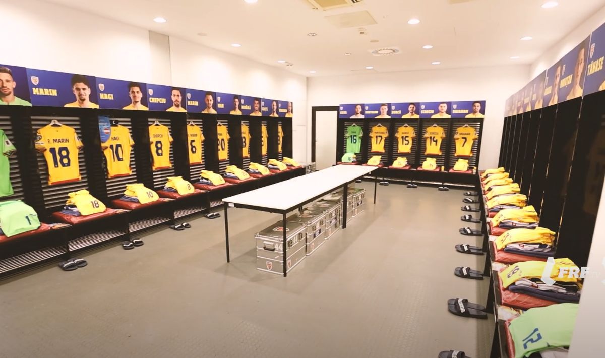 Imagini din vestiar, înainte de România - Austria