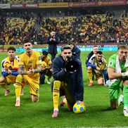 Dennis Man, Ianis Hagi și Ionuț Radu după România - Austria, preliminariile Campionatului Mondial / FOTO: GSP.ro