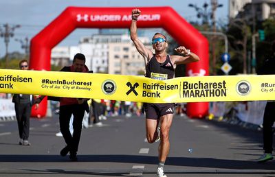 Recordul național la maraton, doborât după 47 de ani!