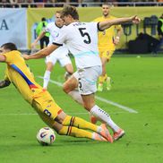 Faza la care Valentin Mihăilă a cerut penalty // foto: Ionuț Iordache (GSP)