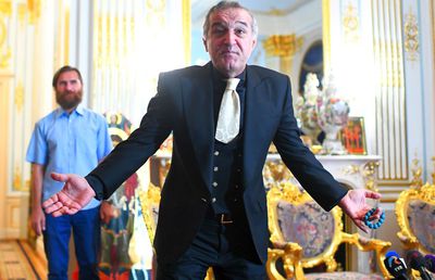 ROMÂNIA - SUEDIA // Gigi Becali e sigur: „Ne califică Dumnezeu, ca să ia Becali bani”