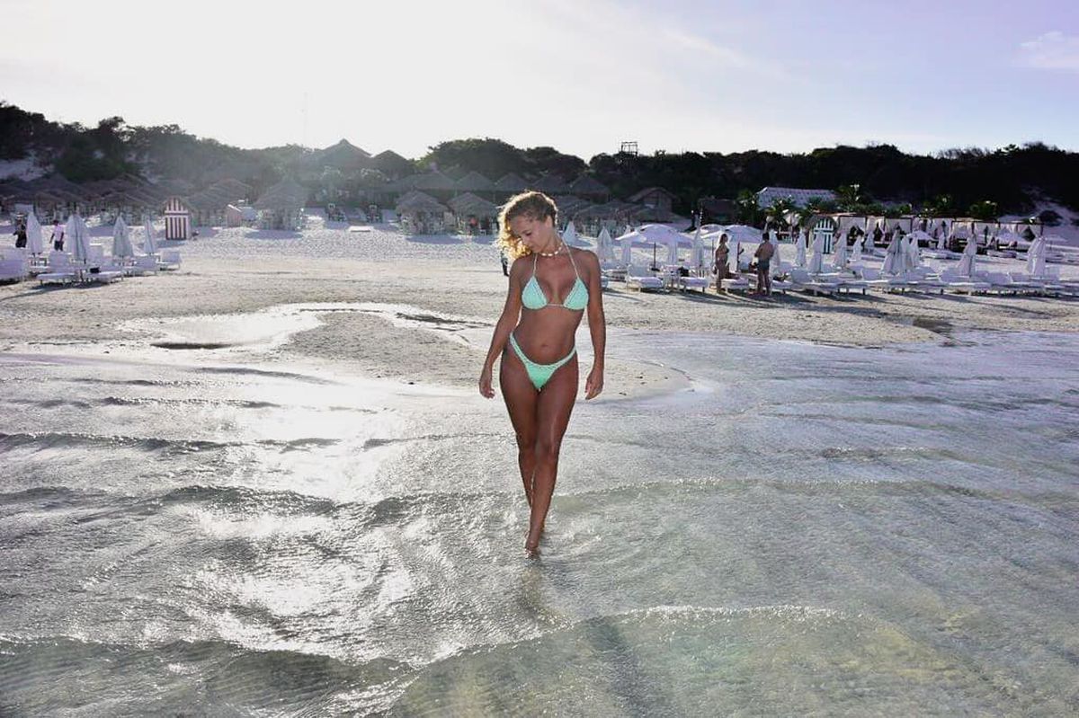 FOTO WOW, n-ai să crezi câți ani are actrița din imagini! E fiica unui antrenor portughez