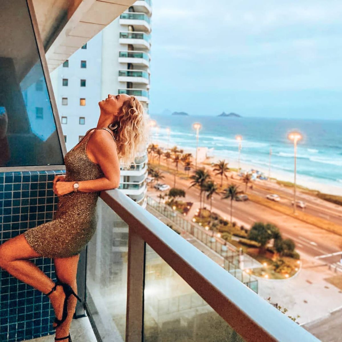 FOTO WOW, n-ai să crezi câți ani are actrița din imagini! E fiica unui antrenor portughez