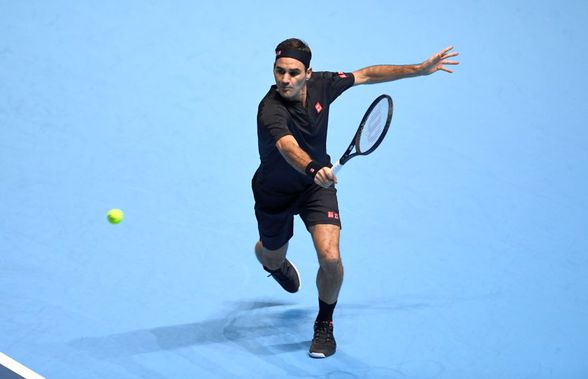 TURNEUL CAMPIONILOR // VIDEO Roger Federer îl învinge pe Mattia Berrettini! Urmează duel-șoc cu Novak Djokovic pentru calificare