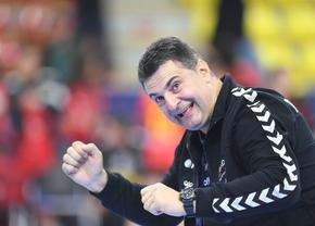 Florentin Pera o va antrena pe SCM Rm. Vâlcea din sezonul viitor! Lovitură în handbalul feminin