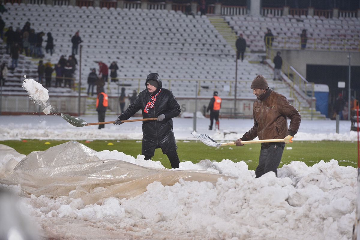 Dinamo, 7 ÎNFRÂNGERI CONSECUTIVE în fața Craiovei! Imagini incredibile de la ultimul succes al „câinilor”