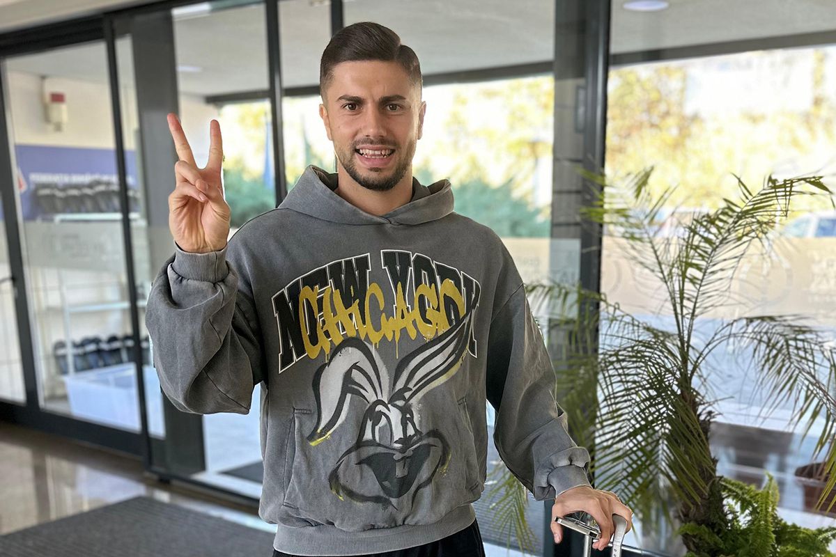 Naționala de fotbal a României s-a reunit pentru meciurile decisive cu Israel și Elveția FOTO: frf.ro