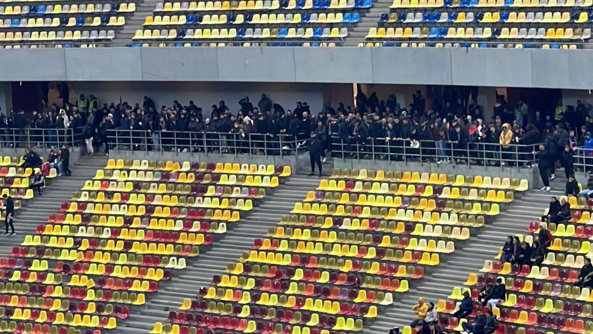 FCSB câștigă etapa! „Roș-albaștrii” înving Craiova și se distanțează din nou în fruntea Superligii » Clasamentul ACUM