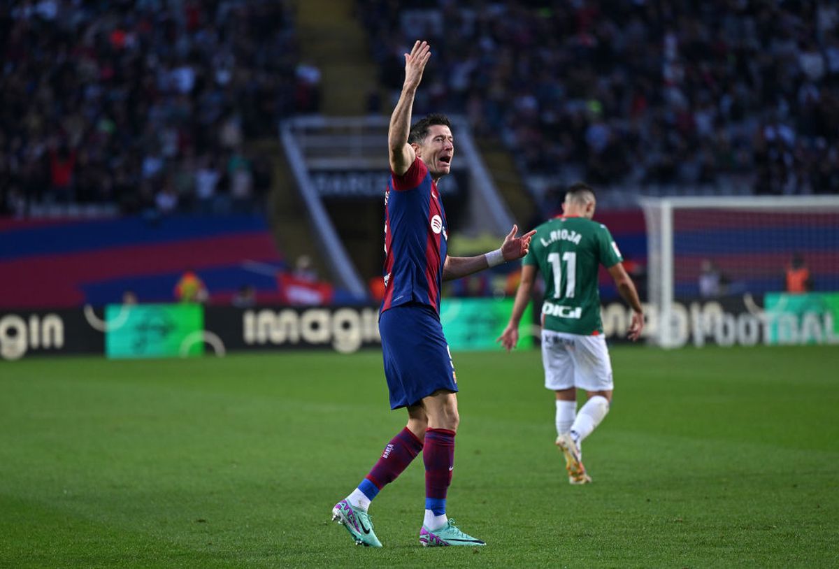 Admite public că vrea să revină la Barcelona: „Dacă mă sună Xavi, urc imediat în avion!”