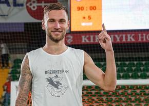 Denis Drăguș a sosit astăzi în România: „Dacă mă aștept să fiu titular la națională?”