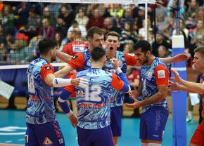 Arcada Galați, calificare în premieră în grupele Ligii Campionilor! » Setul câștigat cu Olympiacos Pireu a bifat performanța