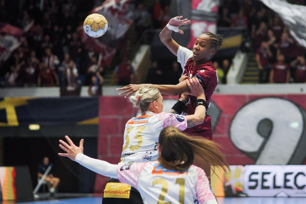 Fantastic! Rapid câștigă la ultima fază cu Vipers, campioana Europei! Final de meci DRAMATIC