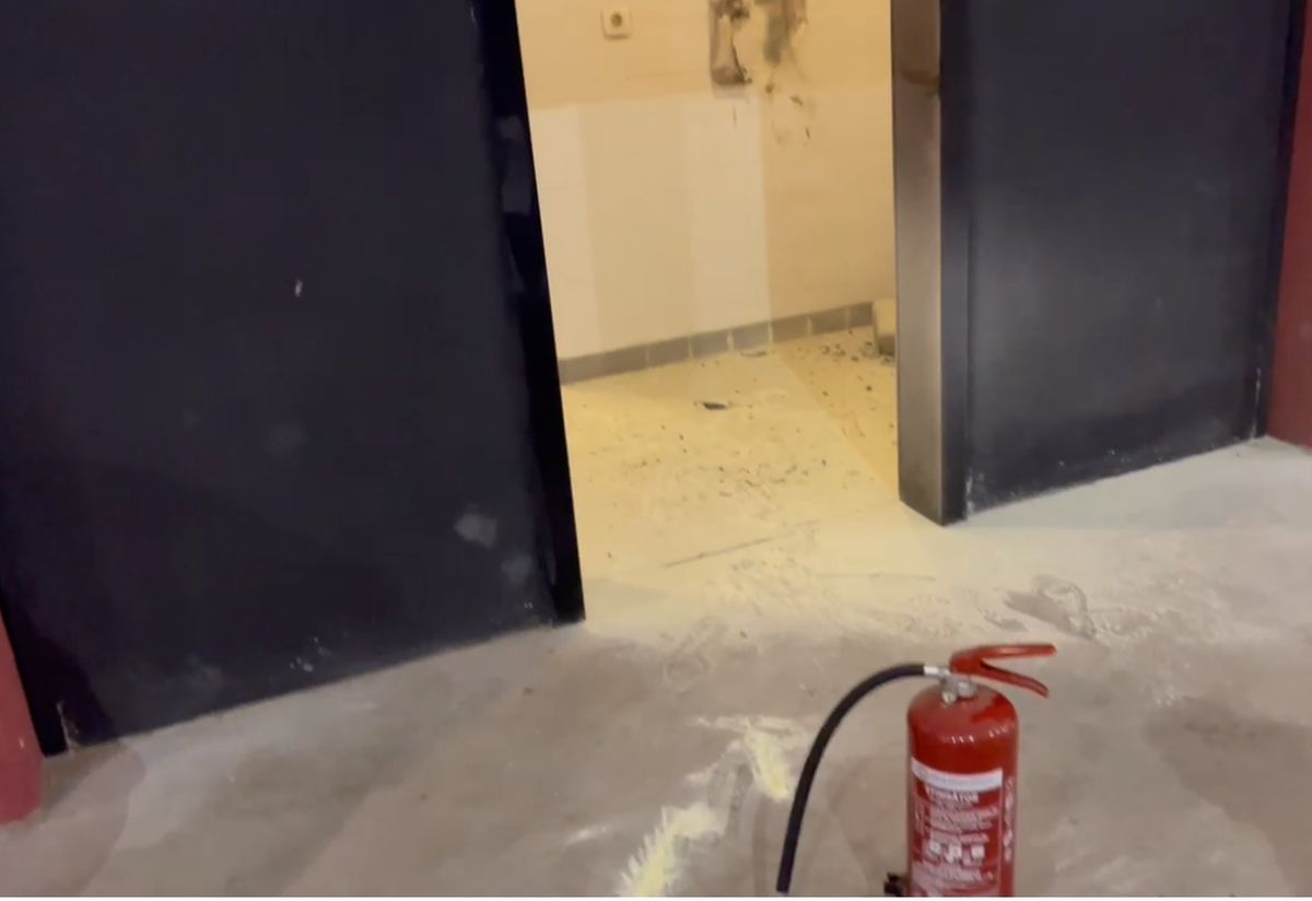 Incendiu minor la Arena Națională, în timpul meciului FCSB - FCU Craiova