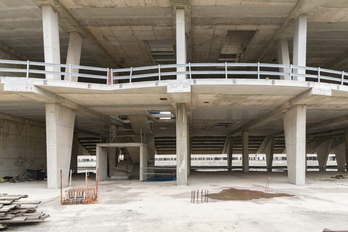 Vor relua lucrările la al patrulea cel mai mare stadion al țării, lăsat de 15 ani în PARAGINĂ! Costă 241 mil. € și arată spectaculos