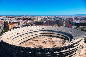 Vor relua lucrările la al patrulea cel mai mare stadion al țării, lăsat de 15 ani în PARAGINĂ! Costă 241 mil. € și arată spectaculos