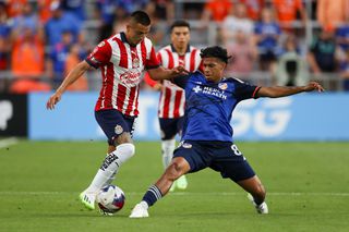 Doliu în Ecuador » Internaționalul Marco Angulo a murit, după o lună în spital