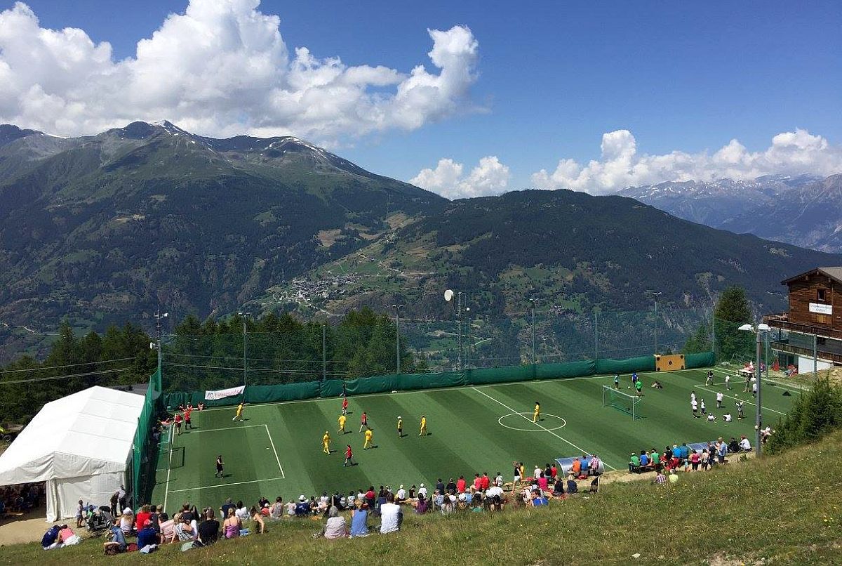 TOP 10 cele mai pitorești stadioane din lume