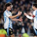 Julian Alvarez și Lionel Messi. foto: Imago